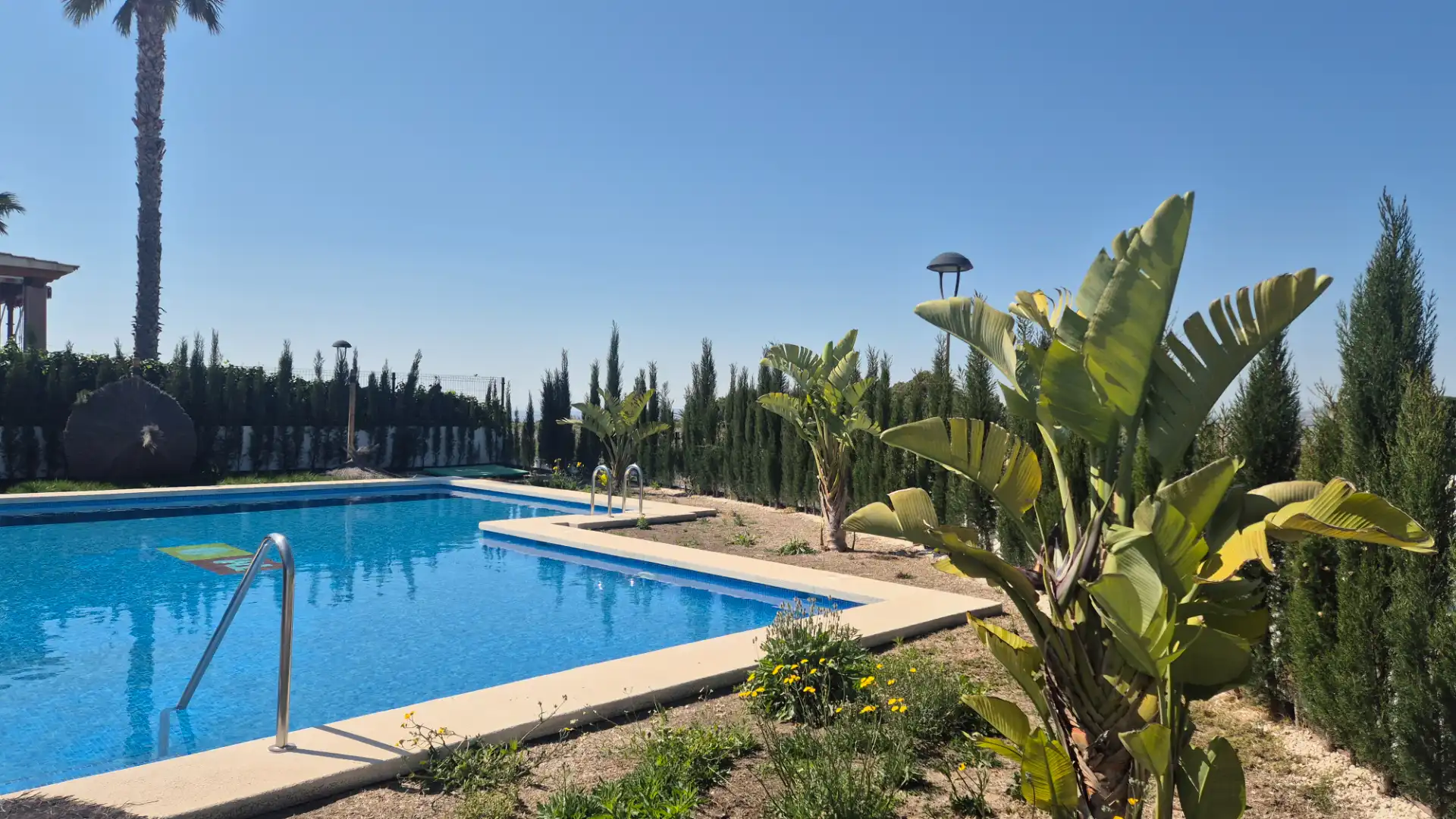 Piscina de Casa o chalet en venta en Busot con Aire acondicionado, Calefacción y Jardín privado
