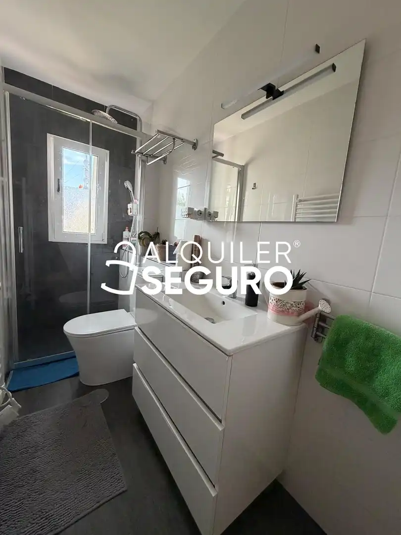 Flat for rent in campo de la paloma, Palomeras Sureste