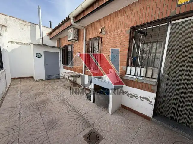 Vista exterior de Casa o chalet en venta en Fuensalida con Calefacción, Amueblado y Horno