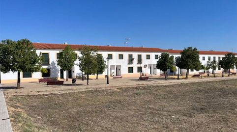 Foto 5 de Casa adosada en venta en Calle Irlanda, Olivenza, Badajoz