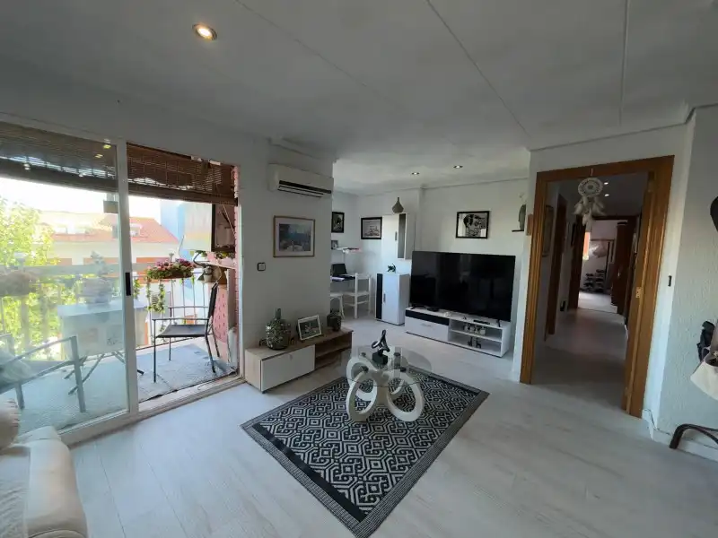 Sala de estar de Piso en venta en Valencia con Aire acondicionado y Balcón