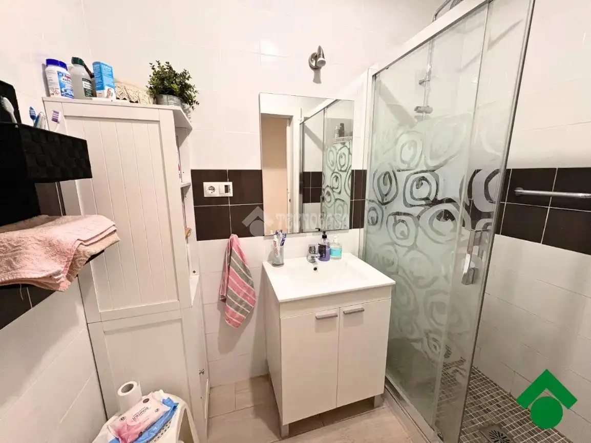 Baño de Piso en venta en Pizarra con Aire acondicionado y Amueblado