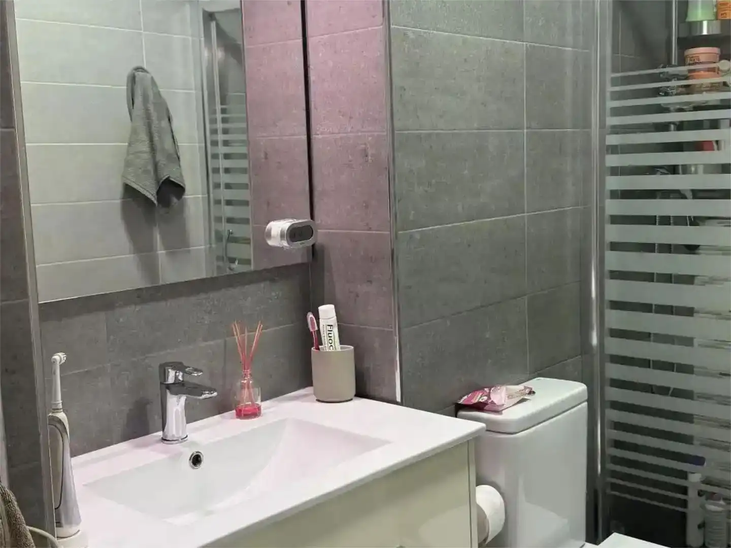 Baño de Piso en venta en Málaga con Aire acondicionado