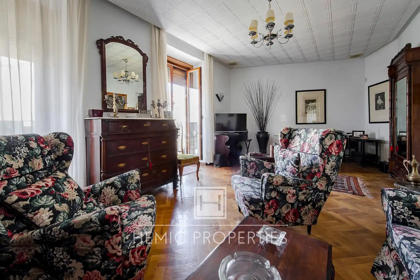 Sala de estar de Piso en venta en Madrid con Trastero y Balcón
