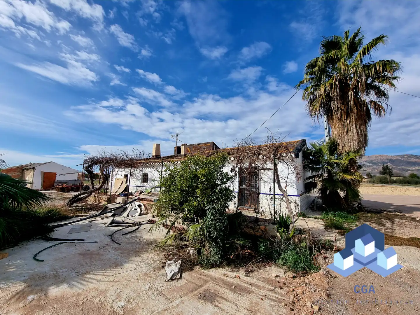 Vista exterior de Finca rústica en venda en Lorca amb Terrassa i Traster