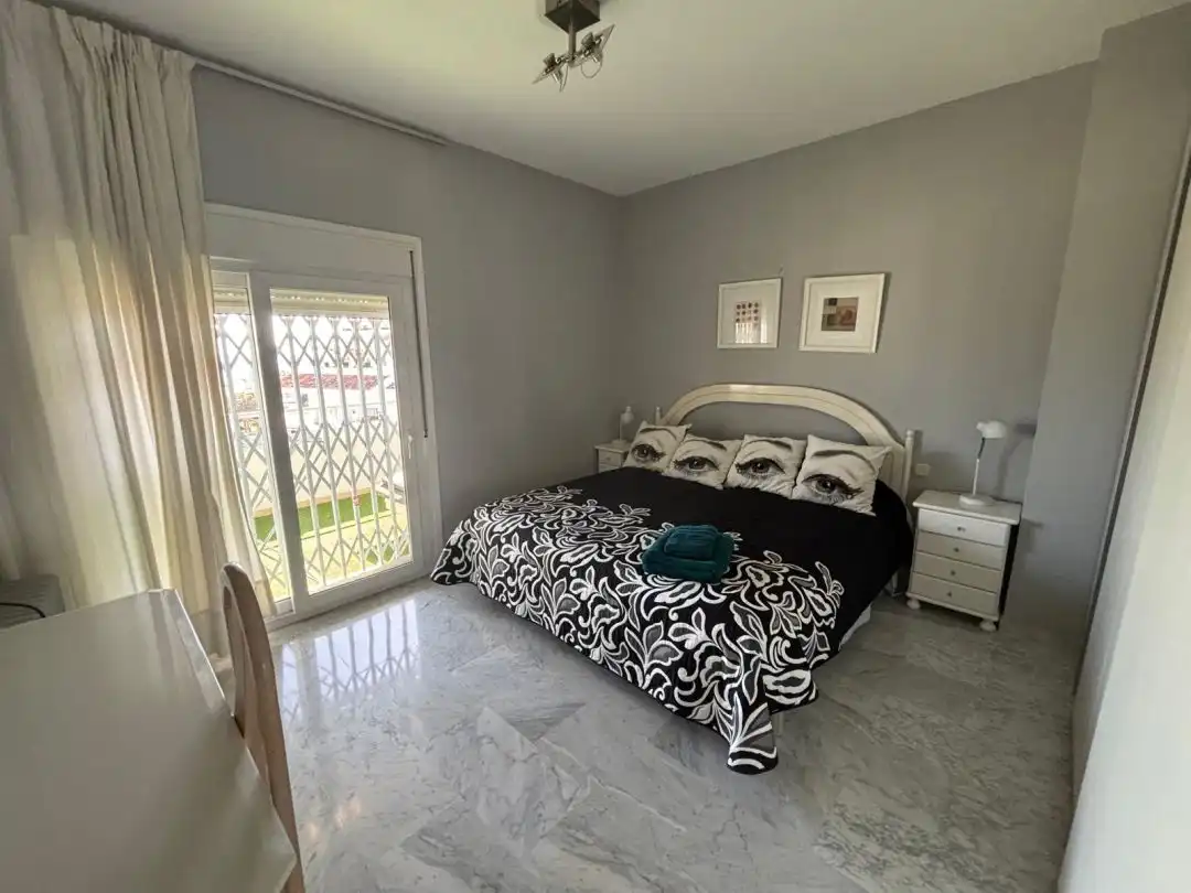 Bedroom of Flat for rent in Marbella  with Private garden and Terrace