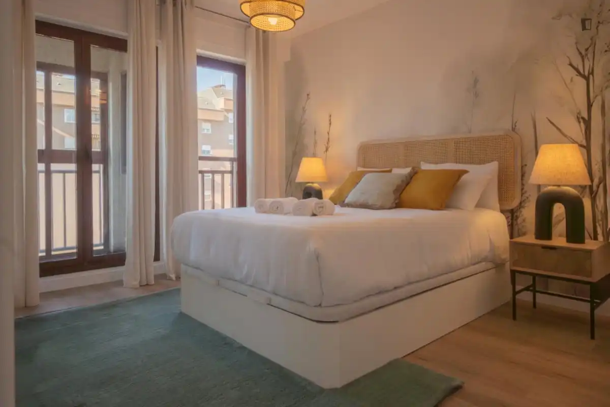 Bedroom of Apartments for rent in Madrid  with Air Conditioner, Furnished and Oven