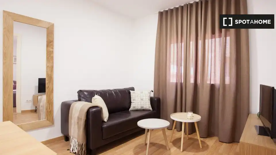 Flat for rent in L'Hospitalet de Llobregat, Barcelona