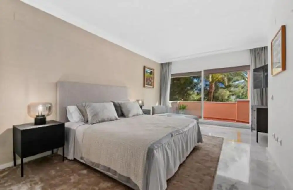 Apartament amb piscina en venda a Nueva Andalucía, imagen 41