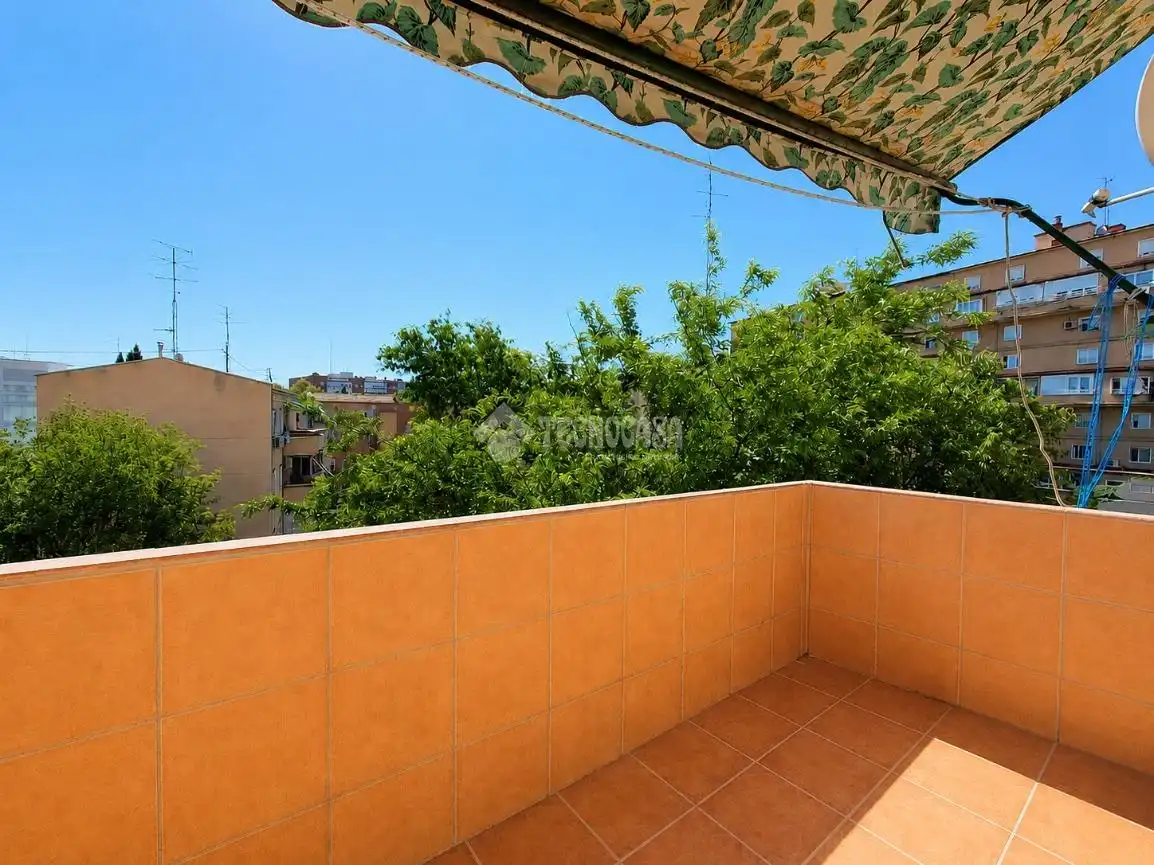 Balcony of Flat for sale in Madrid  with Air Conditioner and Terrace