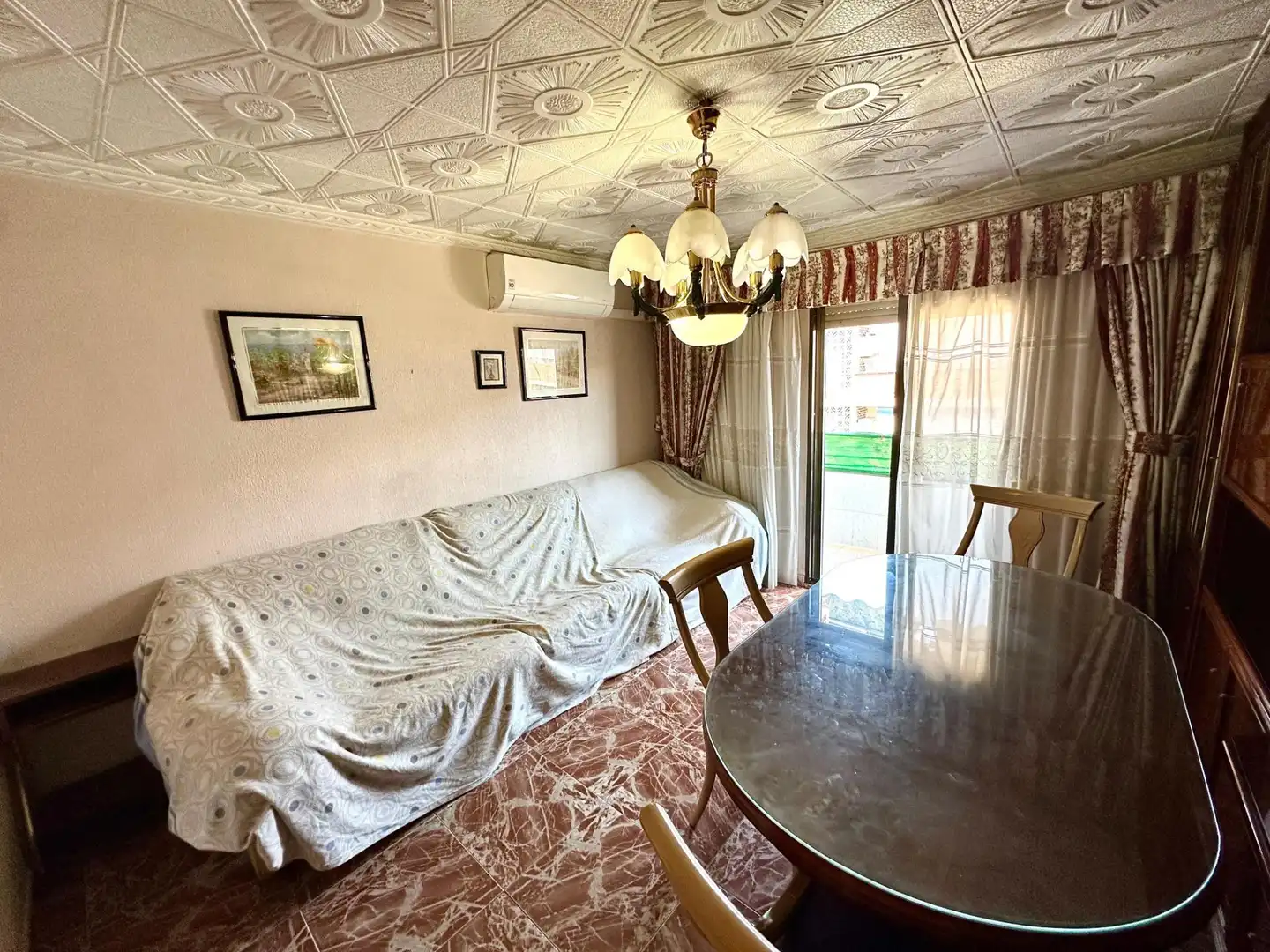 Sala de estar de Apartamento en venta en Alicante / Alacant con Aire acondicionado, Calefacción y Terraza