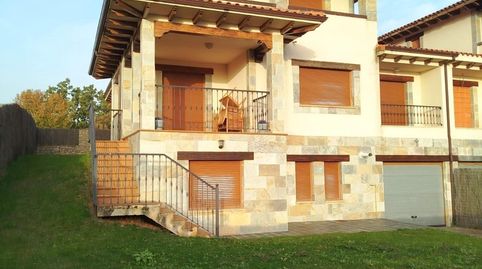 Foto 4 de Casa adosada en venta en Calle Lago-sm, -1, Valverde de la Virgen, León