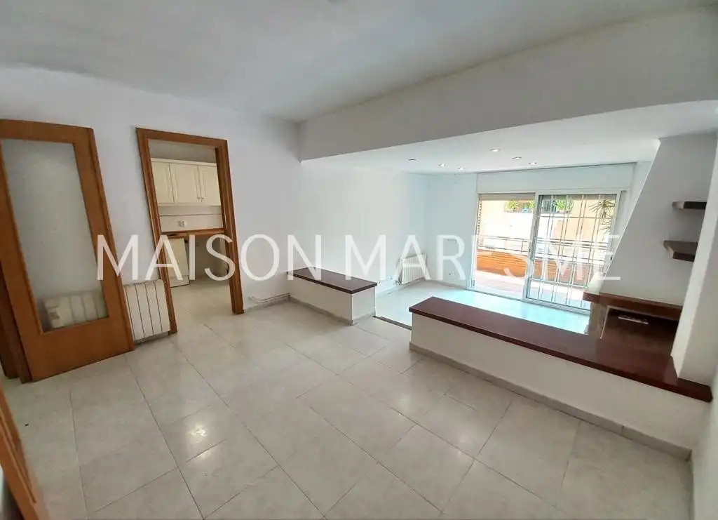 Dúplex en venta en Canet de Mar con Aire acondicionado, Calefacción y Terraza