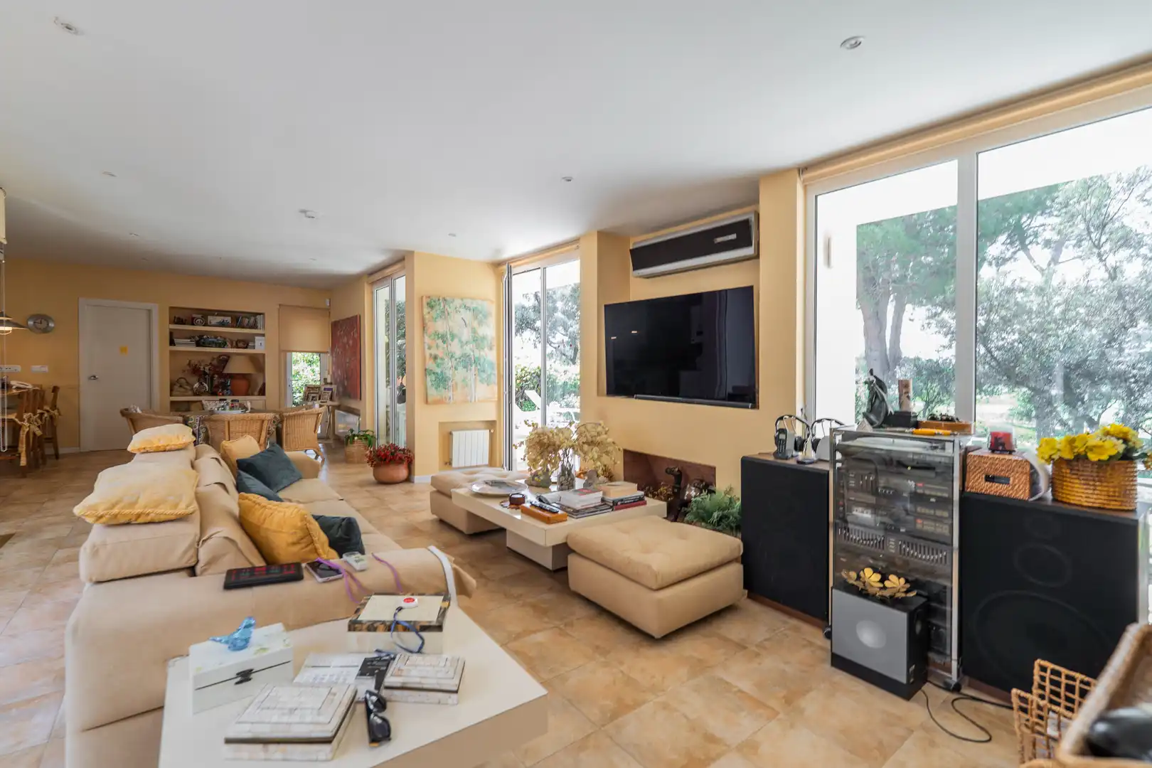 Living room of Houses for sale in Ciudalcampo  with Air Conditioner, Heating and Private garden