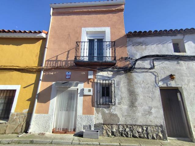 Casa adosada en Venta en Pioz