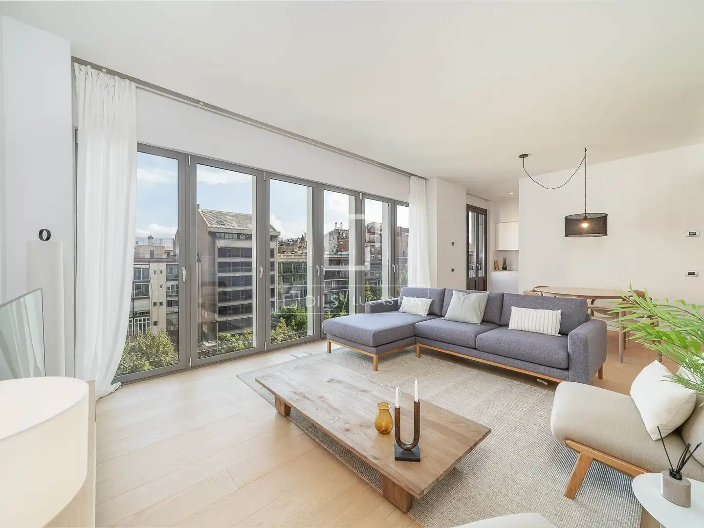 Sala de estar de Piso en venta en Barcelona con Aire acondicionado, Calefacción y Parquet