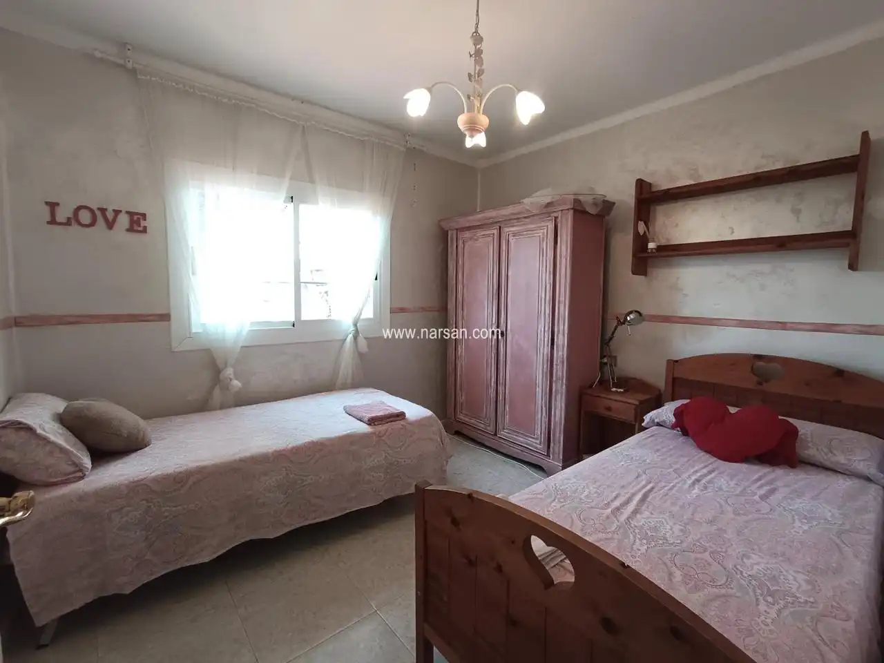 Habitación de Casa o chalet en venta en Benicasim / Benicàssim con Aire acondicionado, Calefacción y Terraza