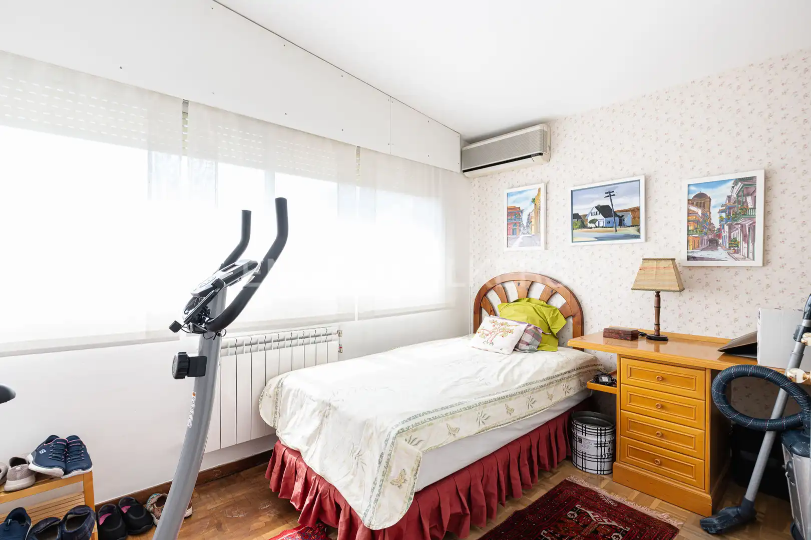Dormitori de Casa o xalet en venda en Majadahonda amb Aire condicionat, Calefacció i Jardí privat
