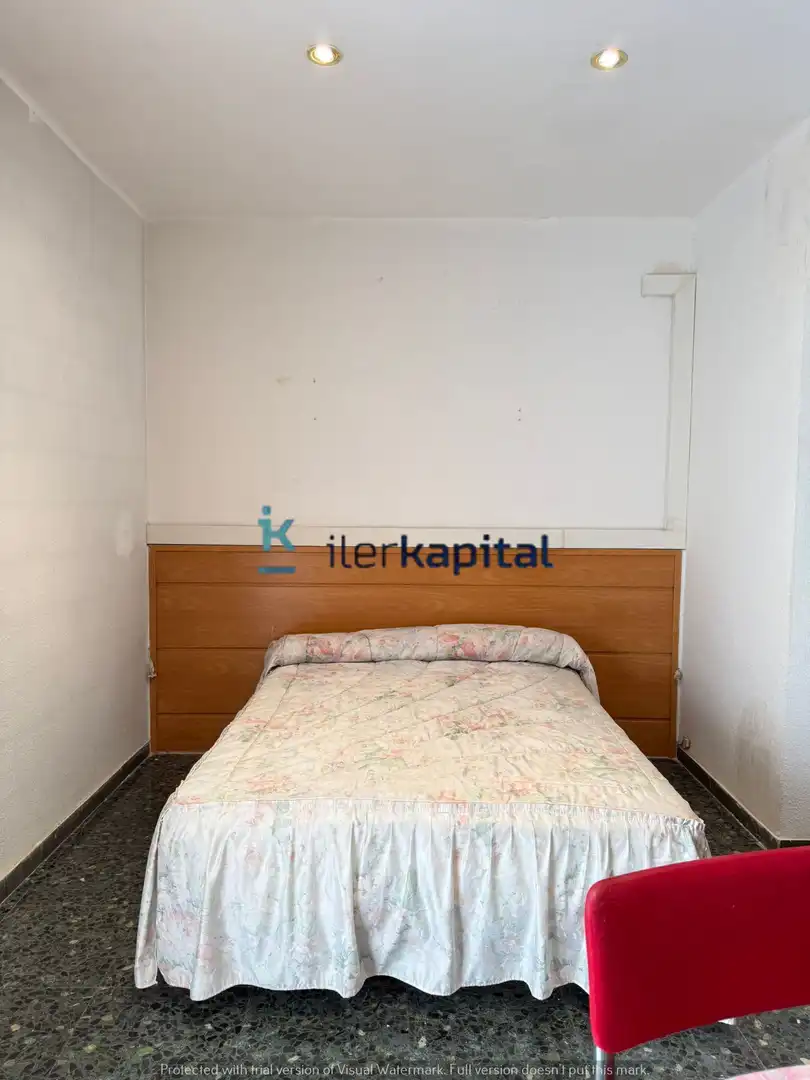 Schlafzimmer von Wohnung zum Verkauf in Lleida mit Klimaanlage und Heizung