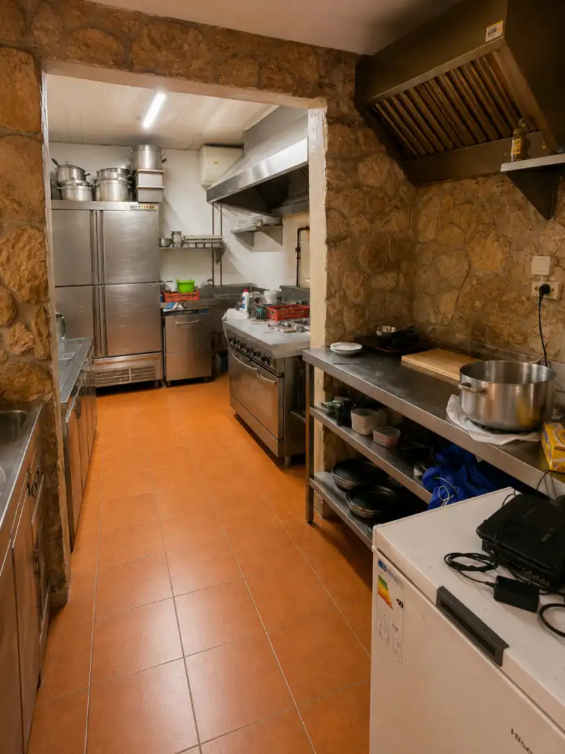 Cocina de Local en venta en Gijón  con Amueblado