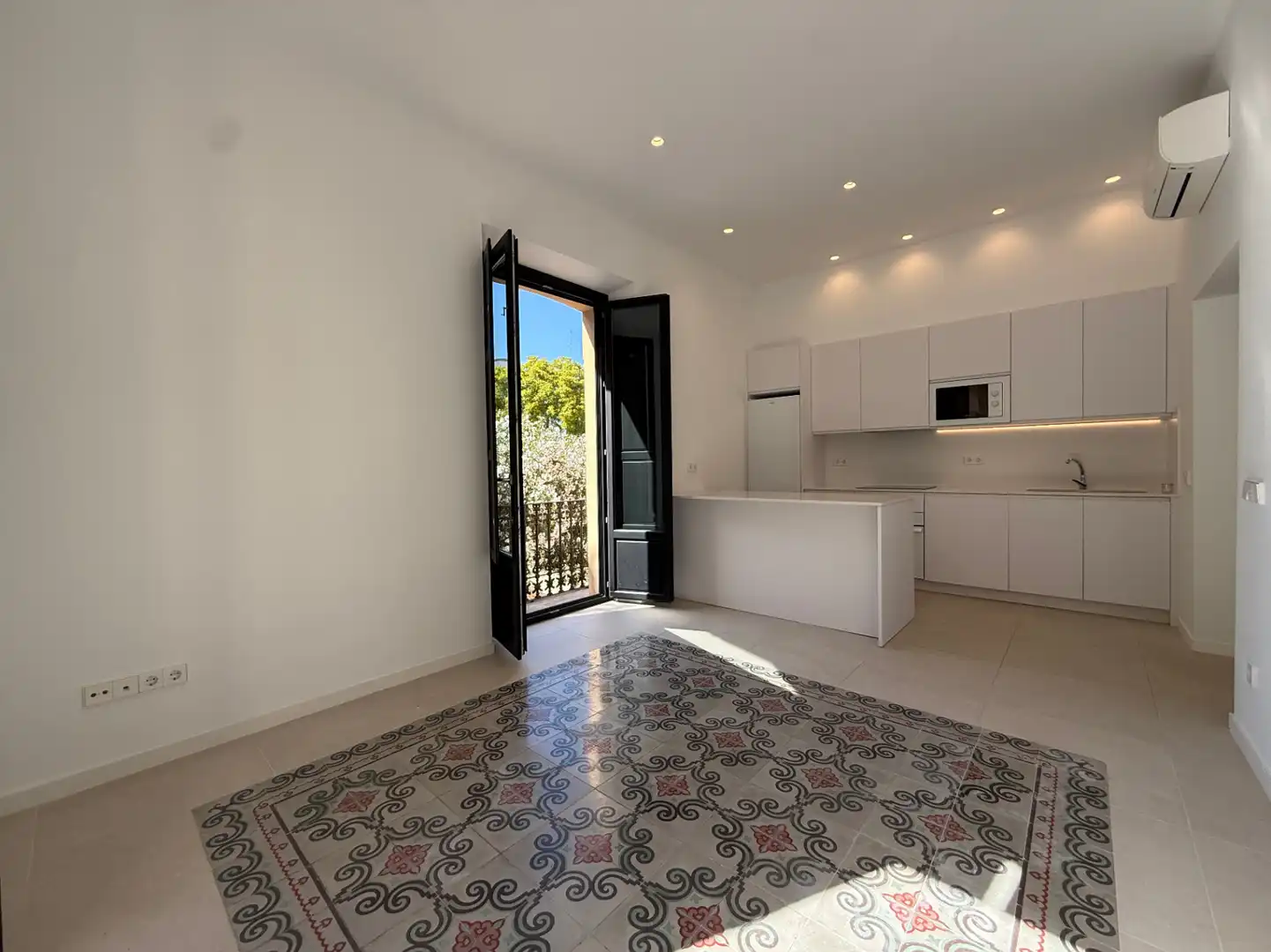 Kitchen of Apartments for sale in Eivissa  with Air Conditioner and Balcony