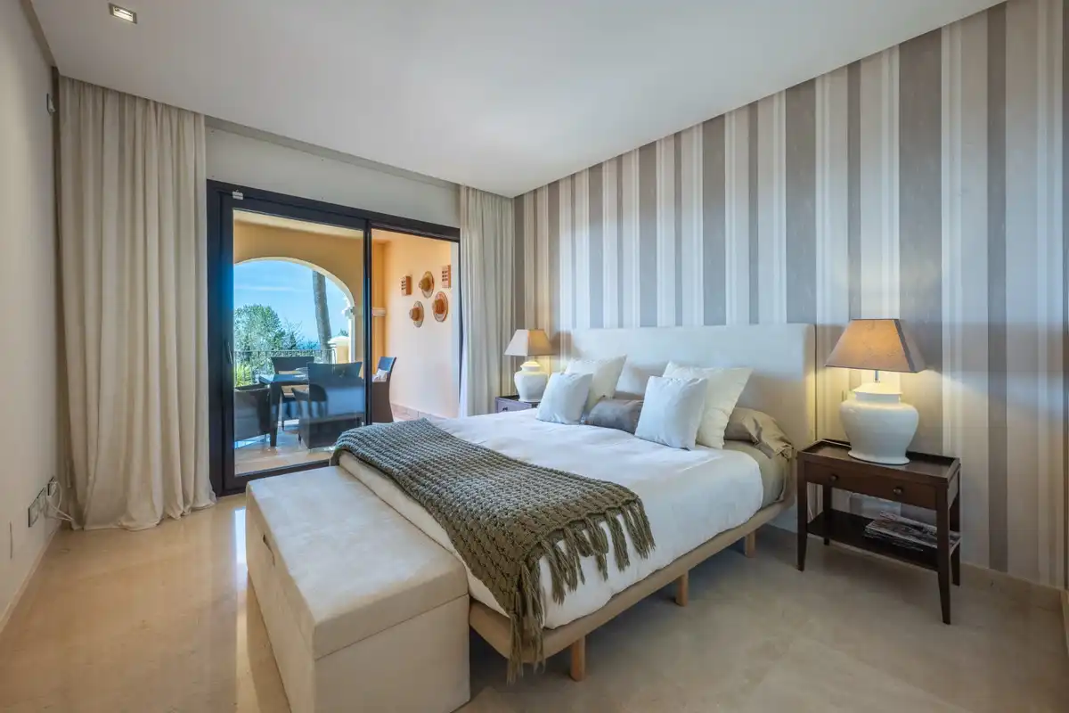 Piso con terraza en venta en Urbanizacion el Herrojo 2, imagen 16