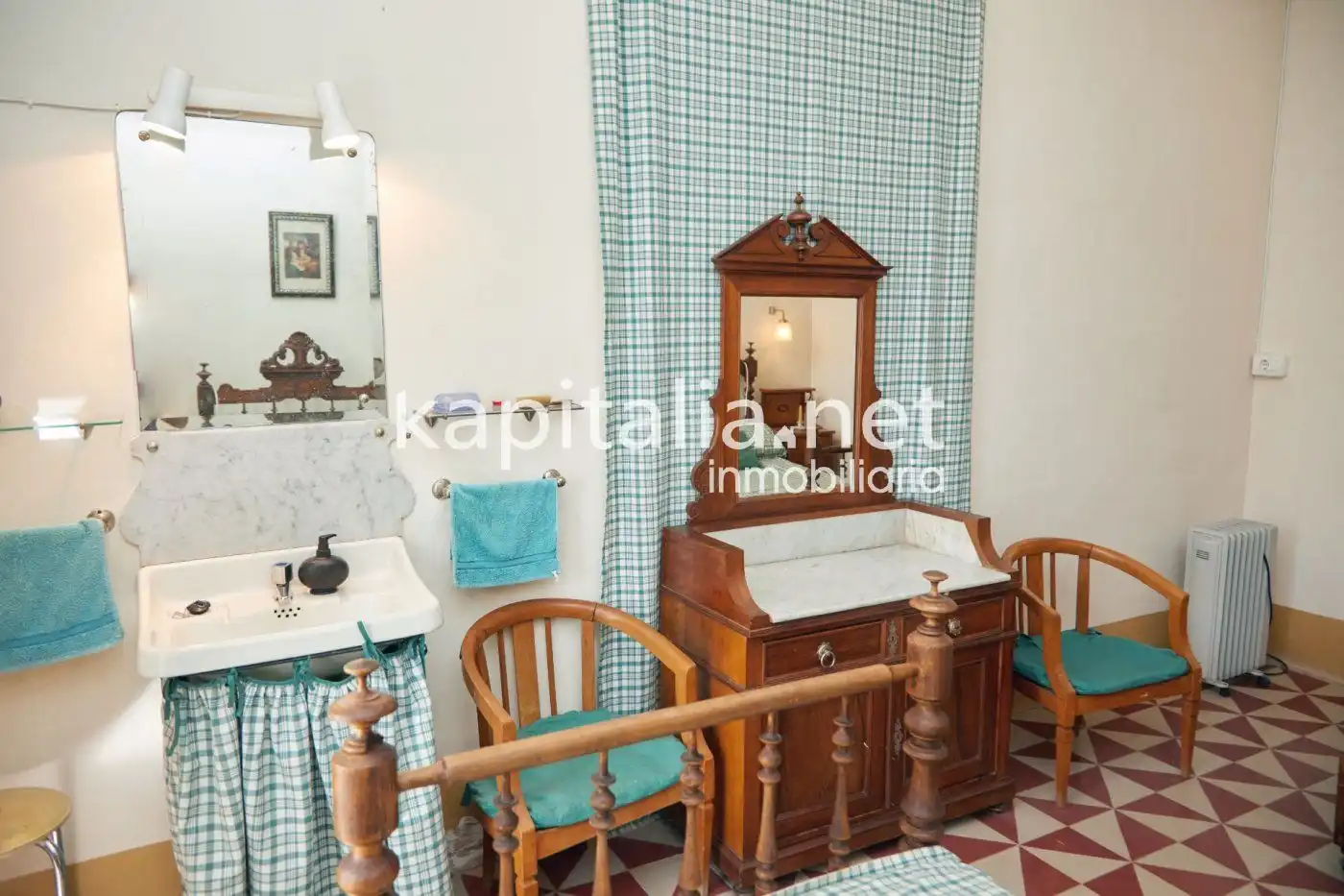 Schlafzimmer von Country house zum Verkauf in Bocairent mit Privatgarten, Terrasse und Balkon