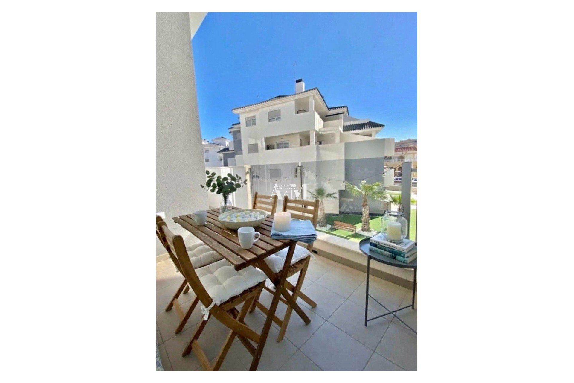 Vista exterior de Apartamento de alquiler en Orihuela con Aire acondicionado, Calefacción y Terraza