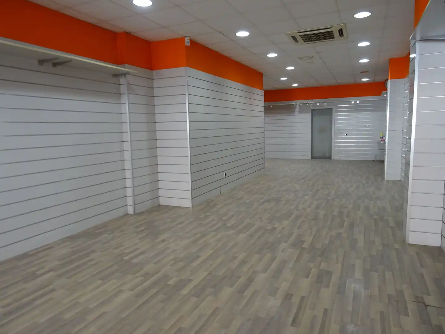 Local comercial de lloguer a Algemesí