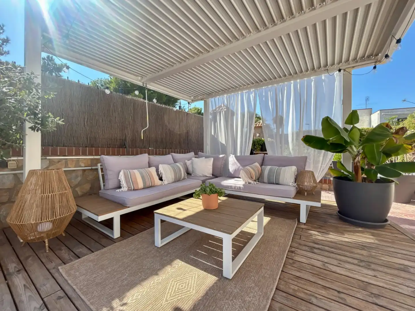 Terrassa de Casa o xalet en venda en El Campello amb Aire condicionat, Calefacció i Jardí privat
