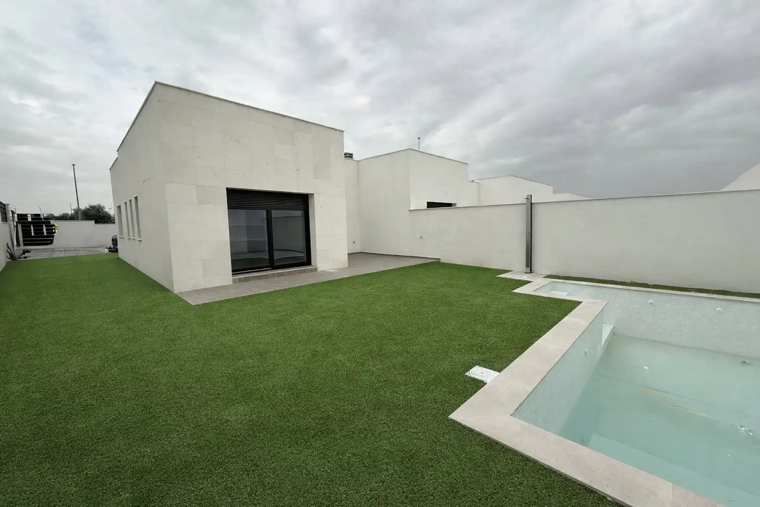 Casa adosada en venda a Calle Bulevar Pablo Ruiz Picass, 66, Argés