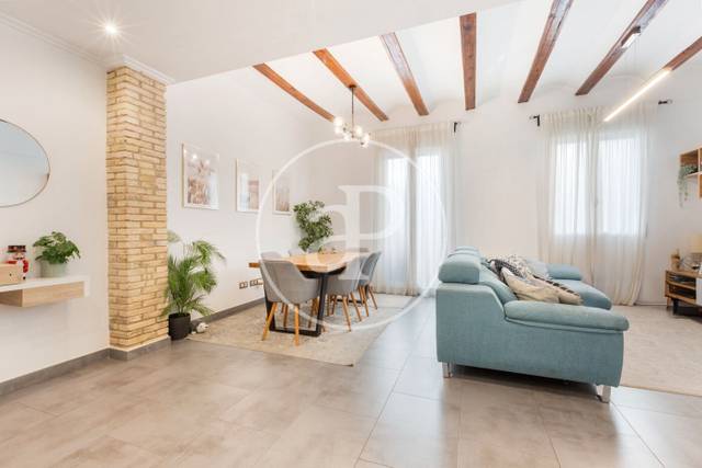 Piso en Venta en Carrer de Lluís Oliag en Mont-Olivet