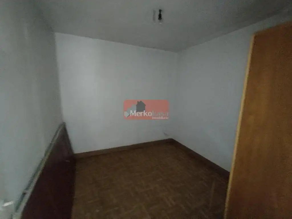 Dormitori de Casa adosada en venda en Lugo amb Terrassa i Traster