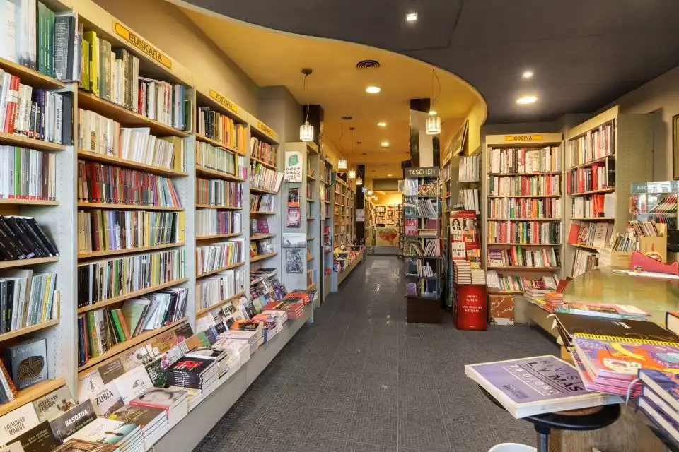 Gewerbefläche zum Verkauf in Centro, imagen 3
