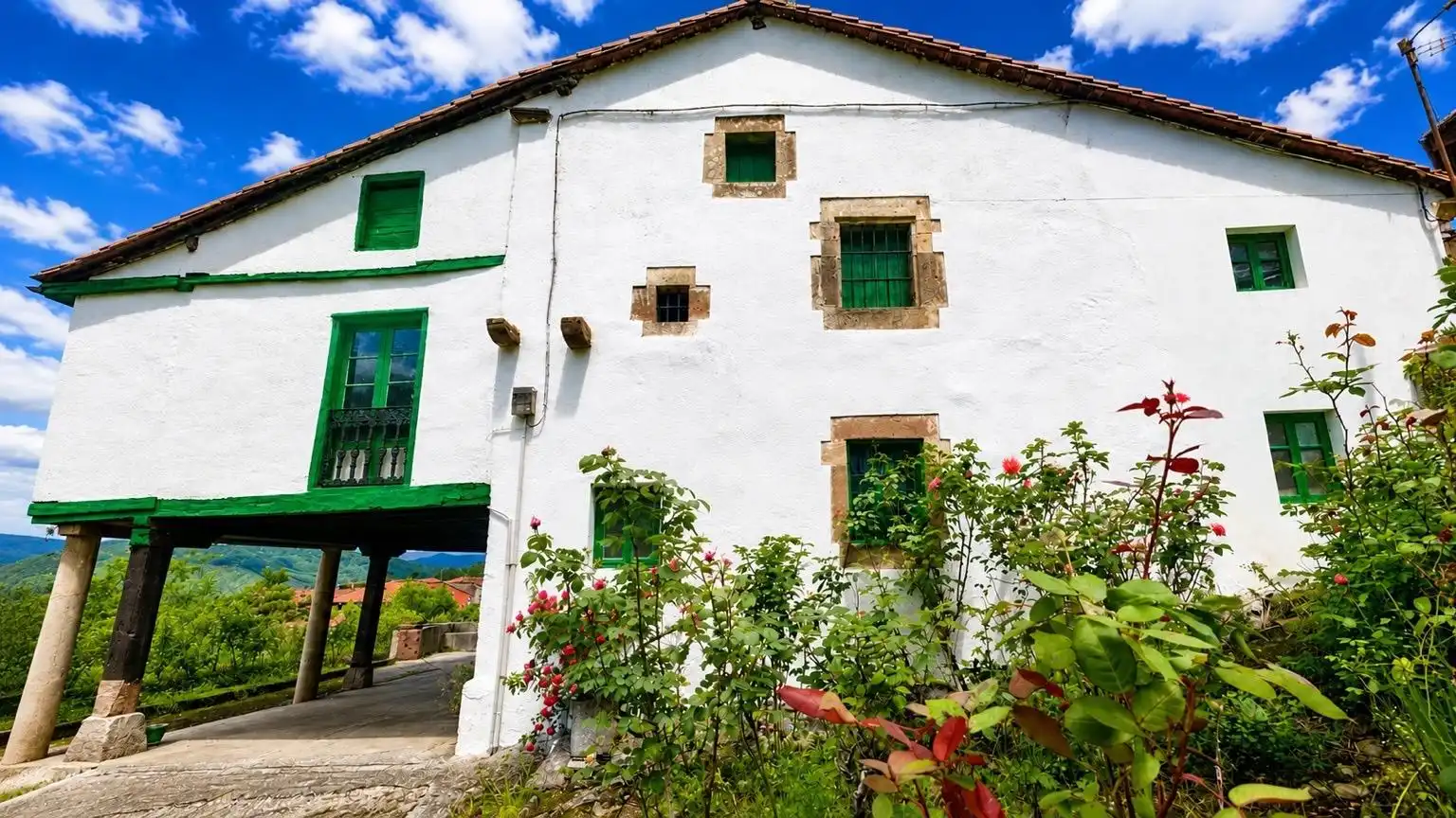 Vista exterior de Finca rústica en venta en Anievas con Trastero y Balcón