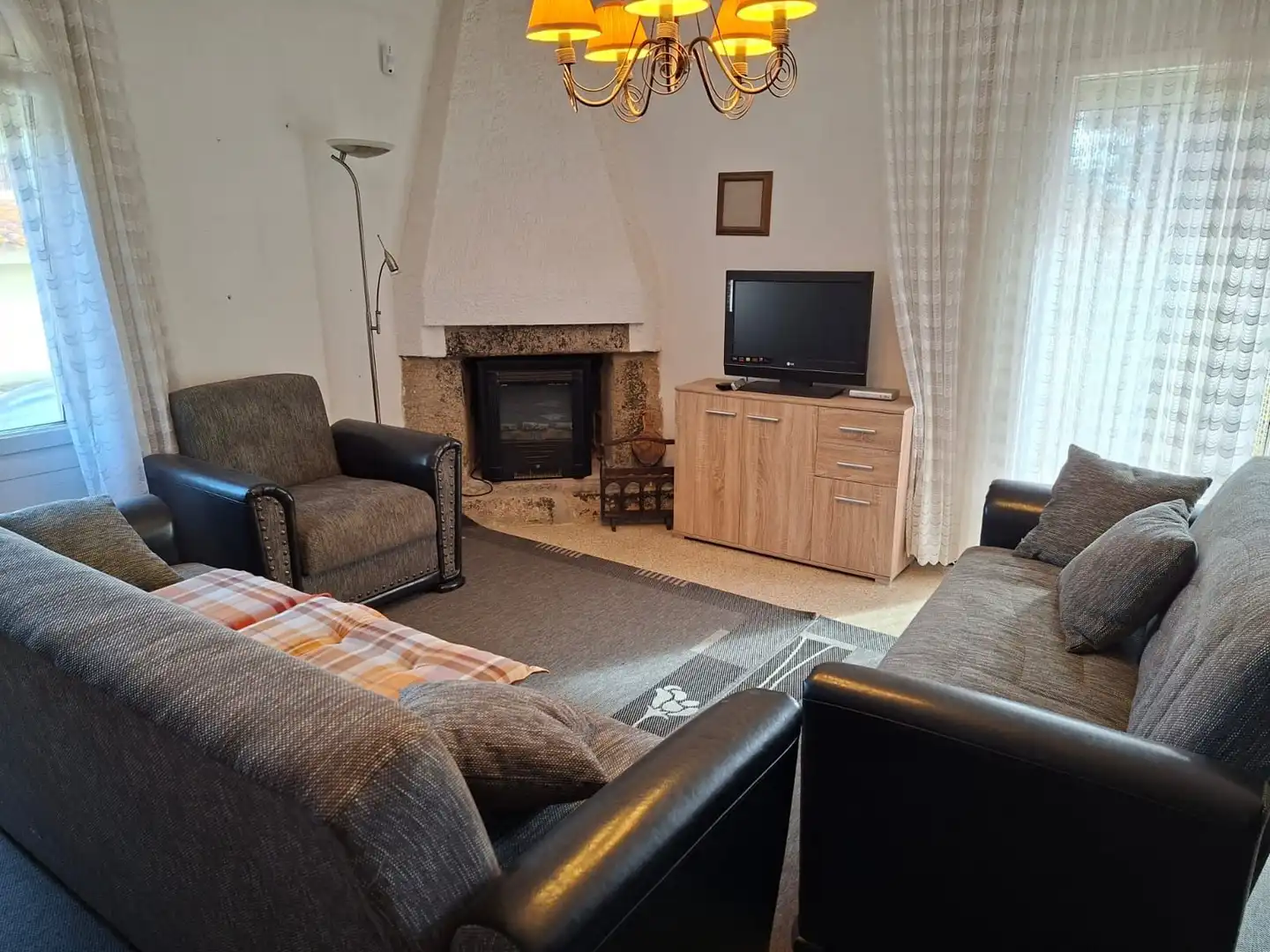 Sala de estar de Casa o chalet en venta en L'Estartit con Jardín privado, Terraza y Trastero