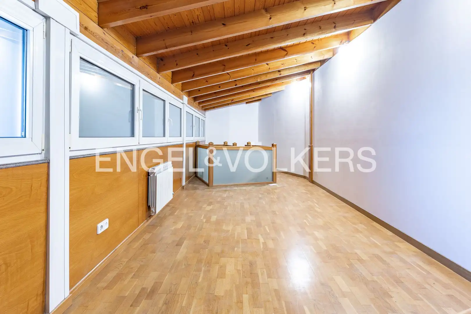 Piso en venta en Barcelona con Aire acondicionado, Calefacción y Terraza