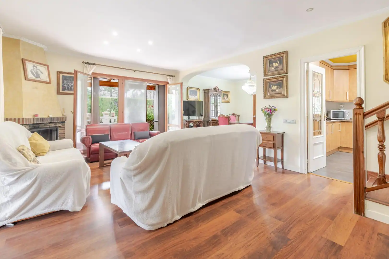 Living room of Houses for sale in L'Eliana  with Air Conditioner, Heating and Private garden