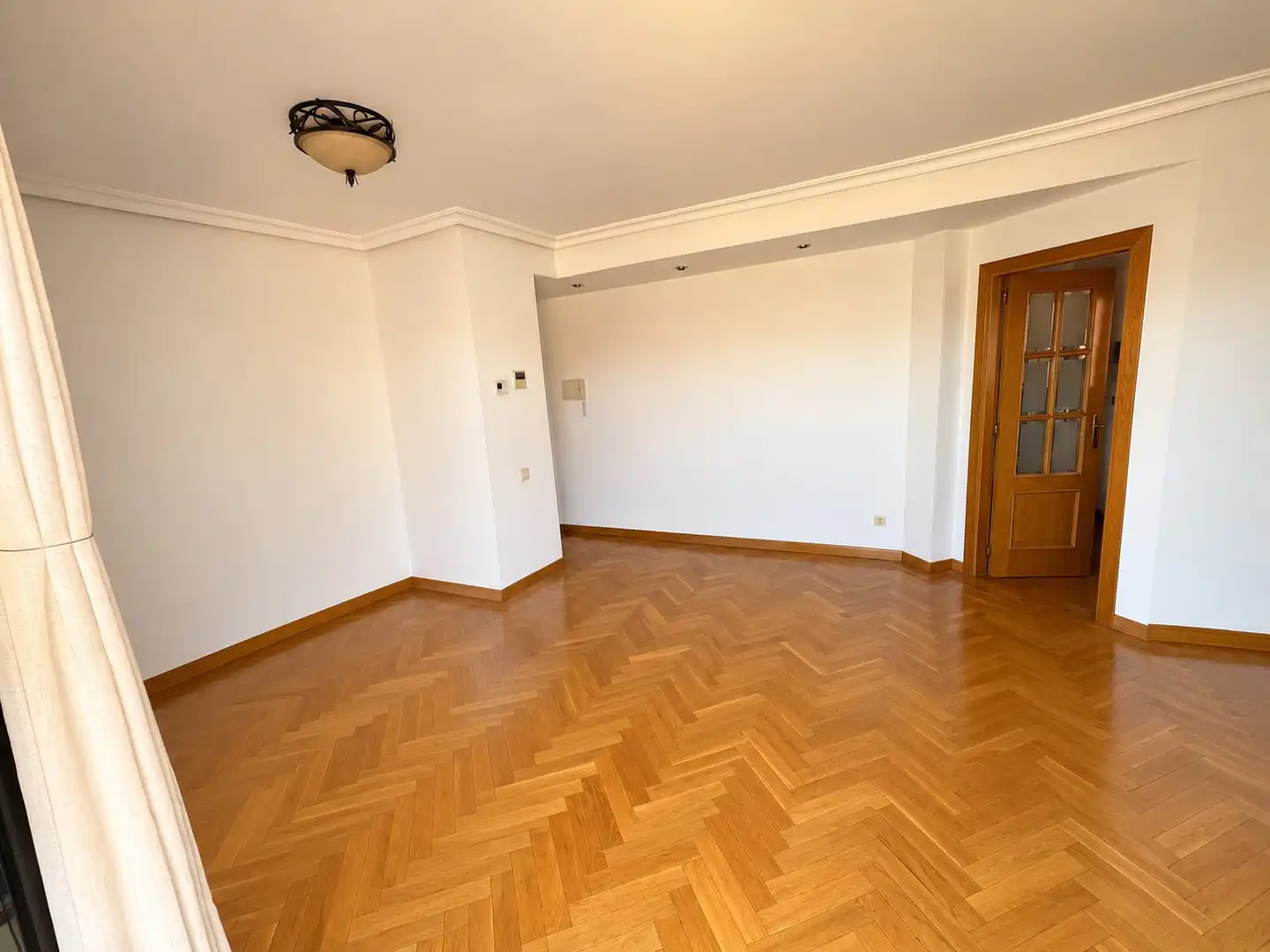 Habitación de Ático en venta en Madrid con Terraza, Trastero y Piscina