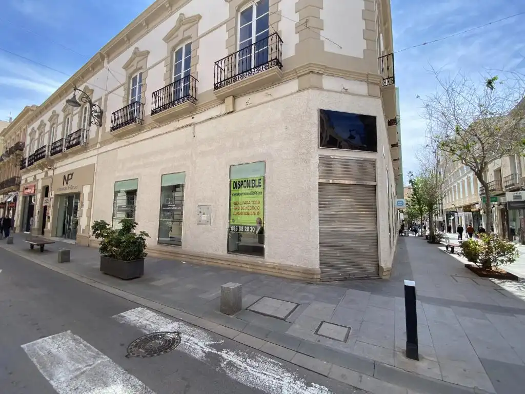 Local comercial en venda a Centro, imagen 24