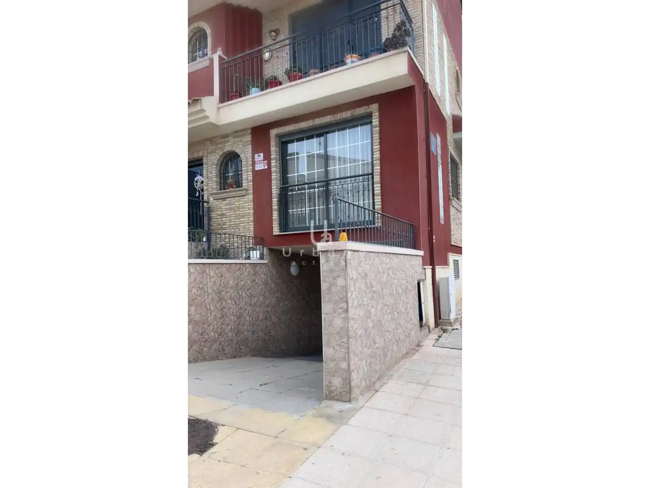 Vista exterior de Casa adosada en venta en Murcia con Terraza