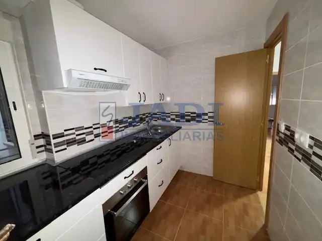 Kitchen of Flat for sale in Valdepeñas  with Terrace