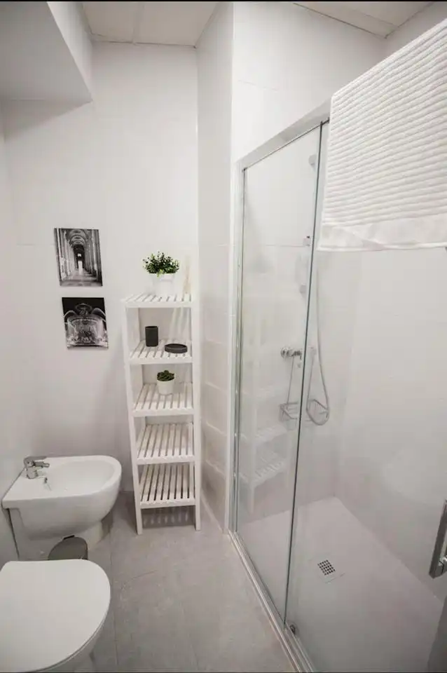 Bany de Planta baixa en venda en Cádiz amb Aire condicionat i Calefacció