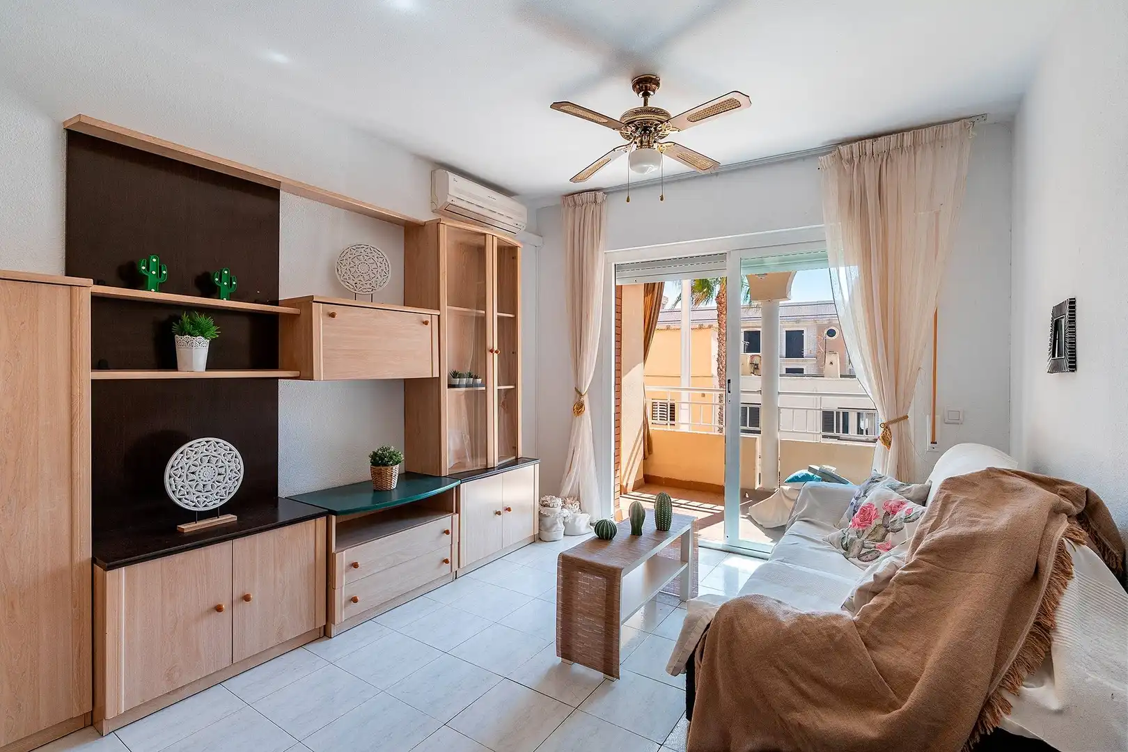Flat with pool for sale in Roquetas de Mar ciudad, imagen 4