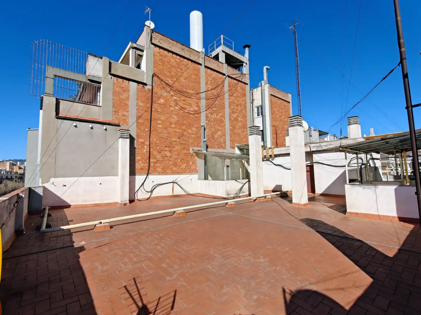Piso con terraza en venta en Carrer de Casanova, imagen 42