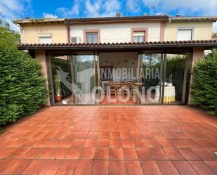 Terrassa de Casa adosada en venda en Castañares de Rioja amb Jardí privat, Terrassa i Traster