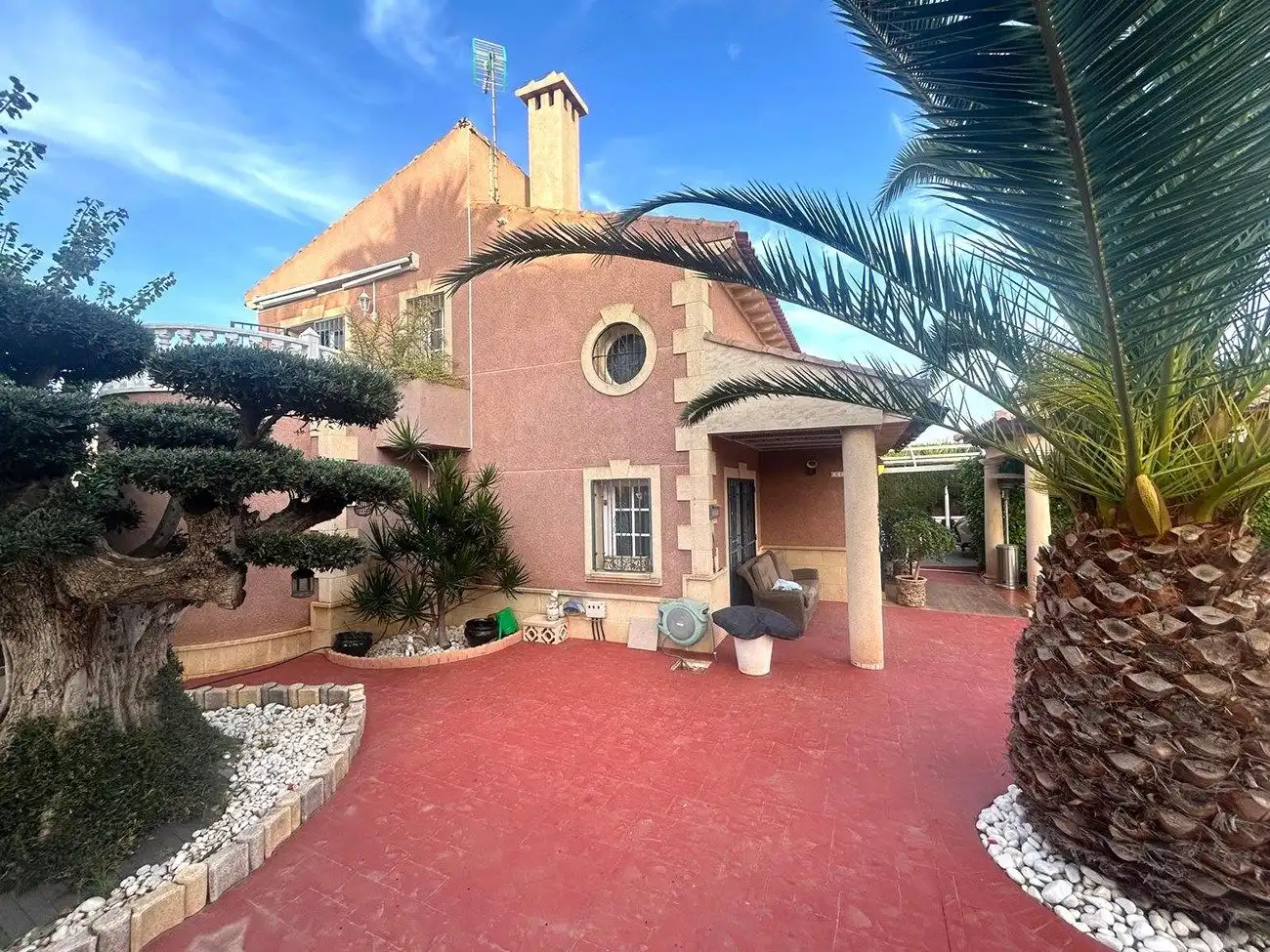 Chalet con piscina en venta en Los Balcones - Los Altos, imagen 4
