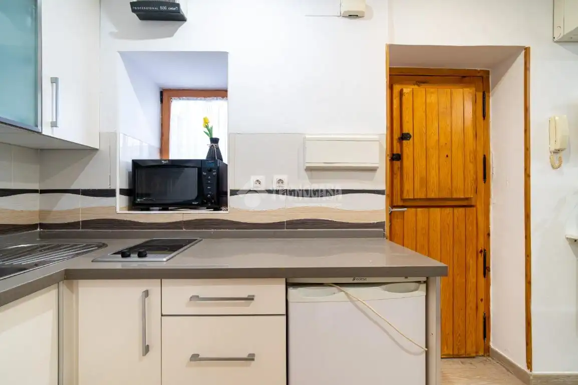 Cocina de Estudio en venta en Granada con Aire acondicionado