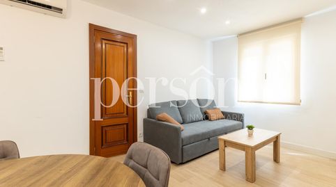 Foto 2 von Wohnung zur Miete in De Les Filipines, Russafa, Valencia Capital