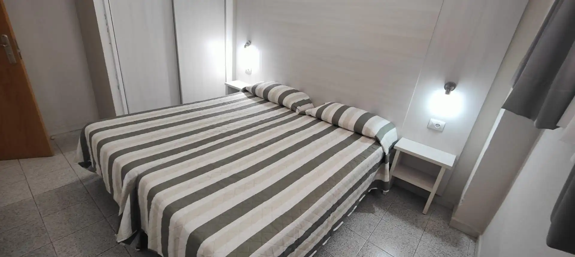 Habitación de Apartamento en venta en San Bartolomé de Tirajana con Jardín privado y Piscina comunitaria